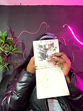 TIFFANYYSTAR online show from 19, 11, 2025