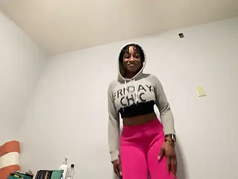 Snapshot of wynterheat chatting on 8, 2, 2025 wynterheat online show from 8, 2, 2025