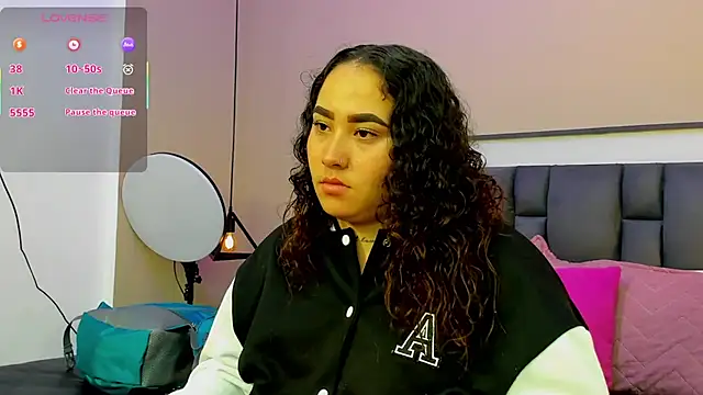 Ayla martinez online show from 24, 9, 2025