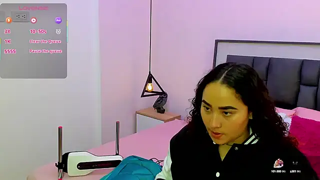 Ayla martinez online show from 26, 9, 2025