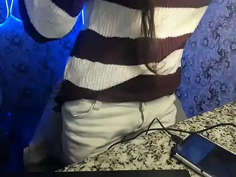 Snapshot of aarjulove chatting on 1, 2, 2025 aarjulove online show from 1, 2, 2025