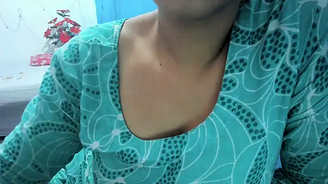 Snapshot of aarjulove chatting on 23, 10, 2025 aarjulove online show from 23, 10, 2025