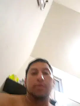 Snapshot of littleboyhot95 chatting on 1, 10, 2025 littleboyhot95 online show from 1, 10, 2025