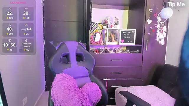 Emilytafur online show from 10, 10, 2025