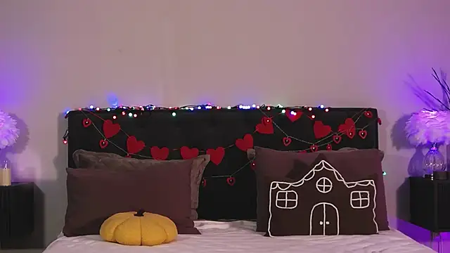 Denise Garciia online show from 14, 2, 2026