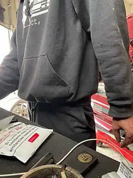 donnuozfutura online show from 25, 2, 2025