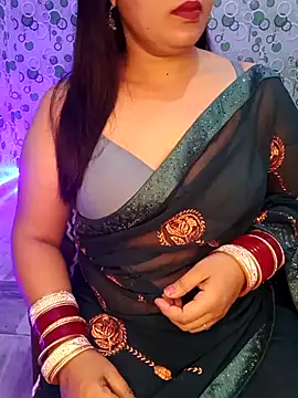 Cute-Raashii online show from 3, 10, 2025