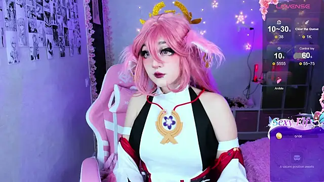 Snapshot of Aki__Ra chatting on 12, 2, 2025 Aki  Ra online show from 12, 2, 2025