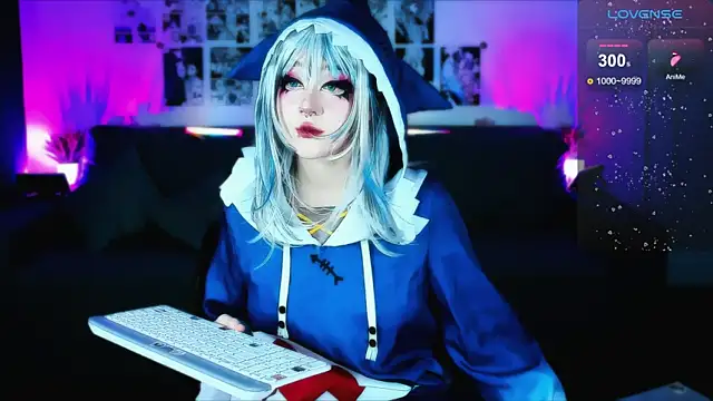 Snapshot of Aki__Ra chatting on 5, 10, 2025 Aki  Ra online show from 5, 10, 2025