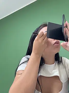 iiris  online show from 4, 11, 2025