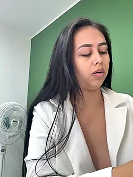 iiris  online show from 12, 11, 2025