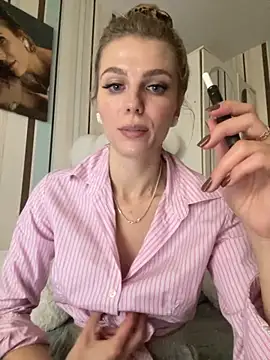 Snapshot of Liya_my chatting on 9, 10, 2025 Liya my online show from 9, 10, 2025