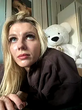 Snapshot of Liya_my chatting on 30, 10, 2025 Liya my online show from 30, 10, 2025