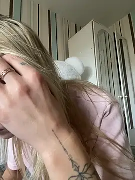 Snapshot of Liya_my chatting on 5, 11, 2025 Liya my online show from 5, 11, 2025