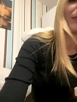 Snapshot of Liya_my chatting on 11, 11, 2025 Liya my online show from 11, 11, 2025