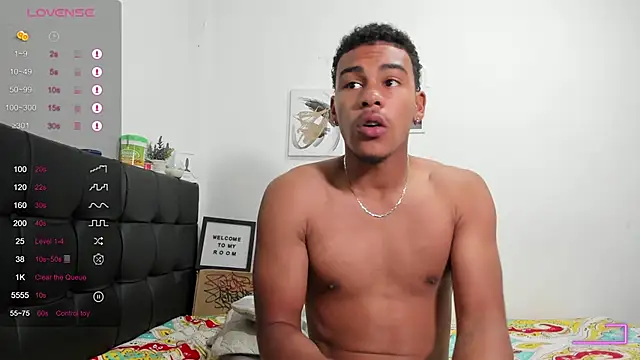 RoddyRich11 online show from 4, 12, 2025