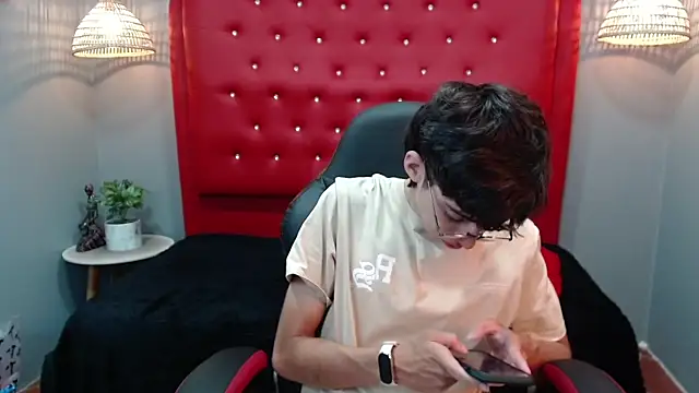 jhoellx online show from 24, 12, 2024