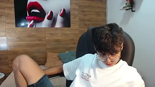 Snapshot of jhoellx chatting on 1, 11, 2025 jhoellx online show from 1, 11, 2025