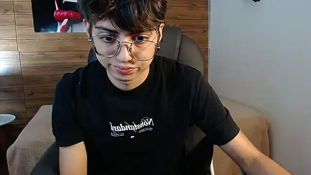 Snapshot of jhoellx chatting on 19, 11, 2025 jhoellx online show from 19, 11, 2025