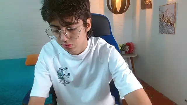 Snapshot of jhoellx chatting on 23, 11, 2025 jhoellx online show from 23, 11, 2025