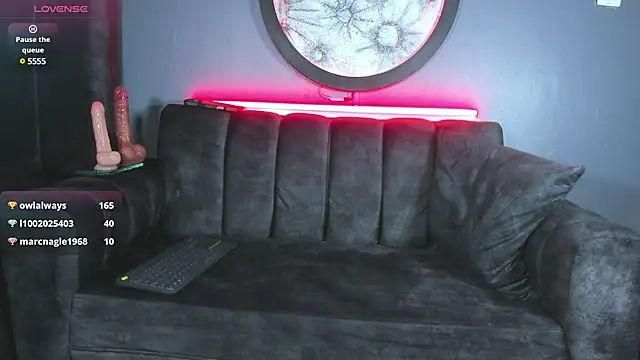 khriss brown online show from 19, 2, 2025