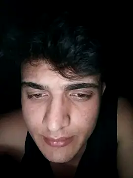 boy 3835 online show from 13, 3, 2025