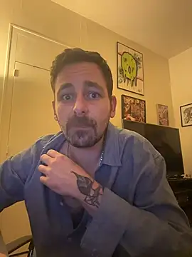 Snapshot of defbond420 chatting on 29, 10, 2025 defbond420 online show from 29, 10, 2025