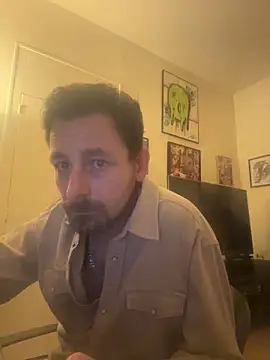 Snapshot of defbond420 chatting on 11, 11, 2025 defbond420 online show from 11, 11, 2025