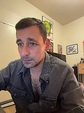 Snapshot of defbond420 chatting on 19, 11, 2025 defbond420 online show from 19, 11, 2025