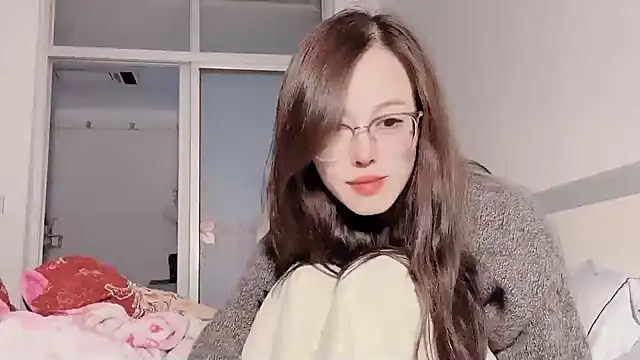 Krismil3 online show from 19, 12, 2024