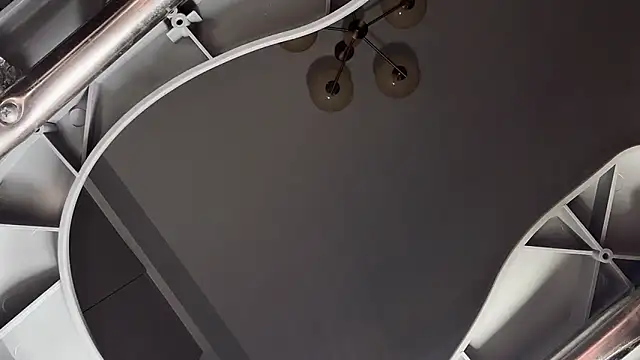 Snapshot of Krismil3 chatting on 11, 10, 2025 Krismil3 online show from 11, 10, 2025