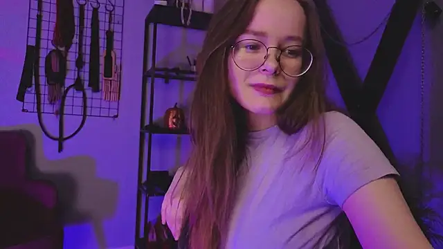 CassieCool online show from 19, 10, 2025