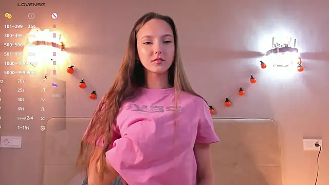 Snapshot of PetraBawden chatting on 7, 11, 2025 PetraBawden online show from 7, 11, 2025