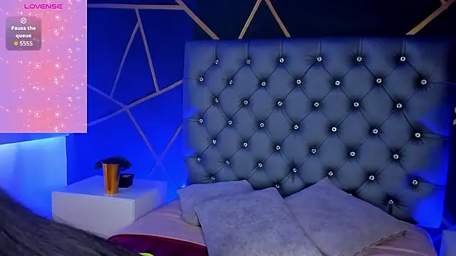 ZoeHarris online show from 3, 2, 2026