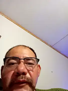 CluelessIcing2 online show from 12, 11, 2025