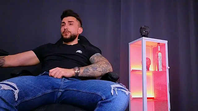 MightyAaron66 online show from 31, 1, 2025