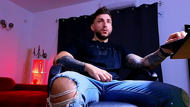 MightyAaron66 online show from 25, 10, 2025