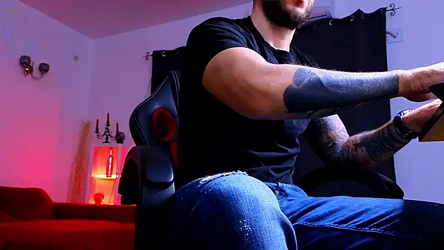 MightyAaron66 online show from 13, 11, 2025