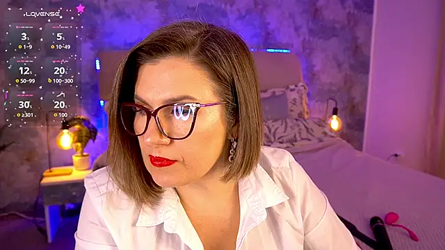 KiraRoxx online show from 17, 3, 2026