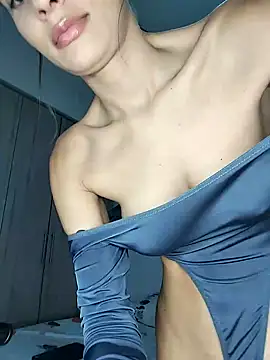 cuteluci  online show from 10, 12, 2024