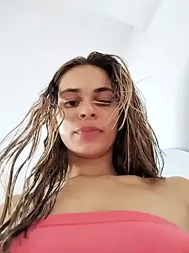 cuteluci  online show from 30, 12, 2024