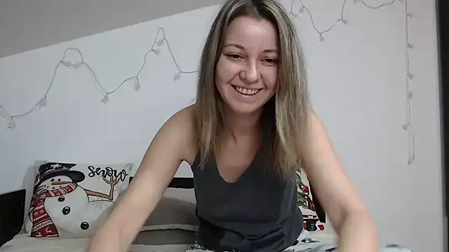 SweetMaddy888 online show from 14, 12, 2024