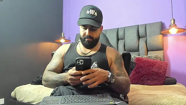 Lyon vach online show from 8, 9, 2025