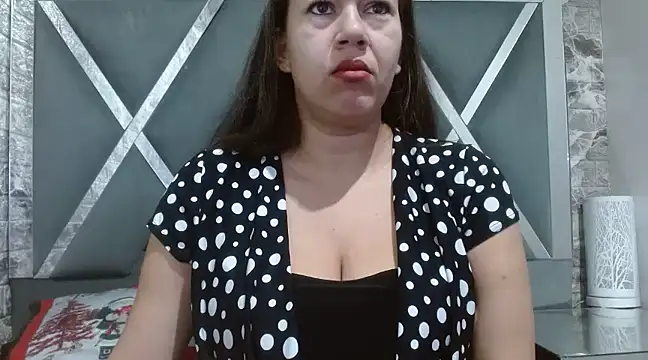 Catherine tabarezx online show from 15, 12, 2024