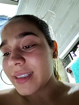 LaurenWelly  online show from 20, 2, 2025