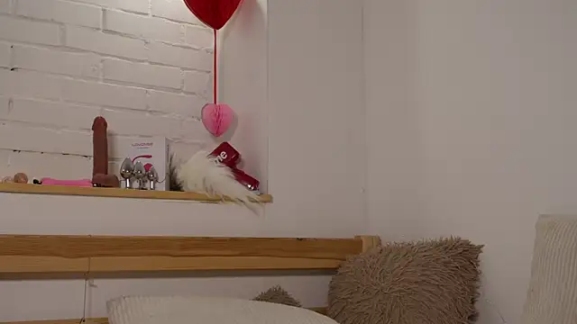 MonicaAsis online show from 30, 12, 2024