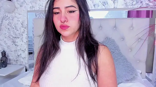 Snapshot of Megan_rossee chatting on 11, 10, 2025 Megan rossee online show from 11, 10, 2025