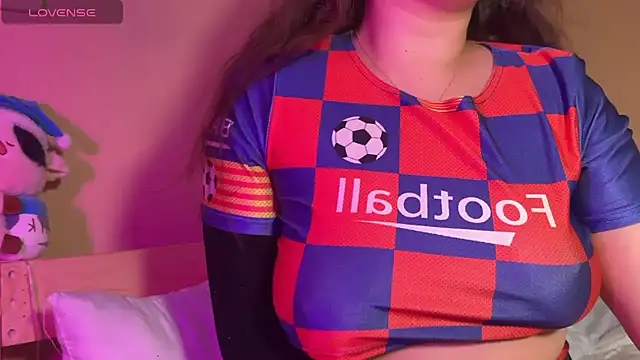 Snapshot of Elinatiranda chatting on 6, 3, 2026 Elinatiranda online show from 6, 3, 2026