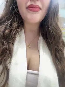 Snapshot of Elinatiranda chatting on 13, 3, 2026 Elinatiranda online show from 13, 3, 2026