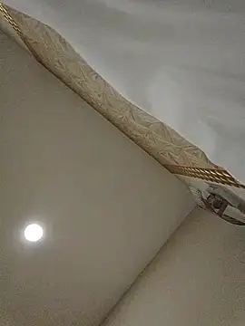 Snapshot of Rowena_Vonnie chatting on 6, 4, 2026 Rowena Vonnie online show from 6, 4, 2026